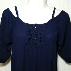 Beautiful Baileyblue women off shoulders shirt top